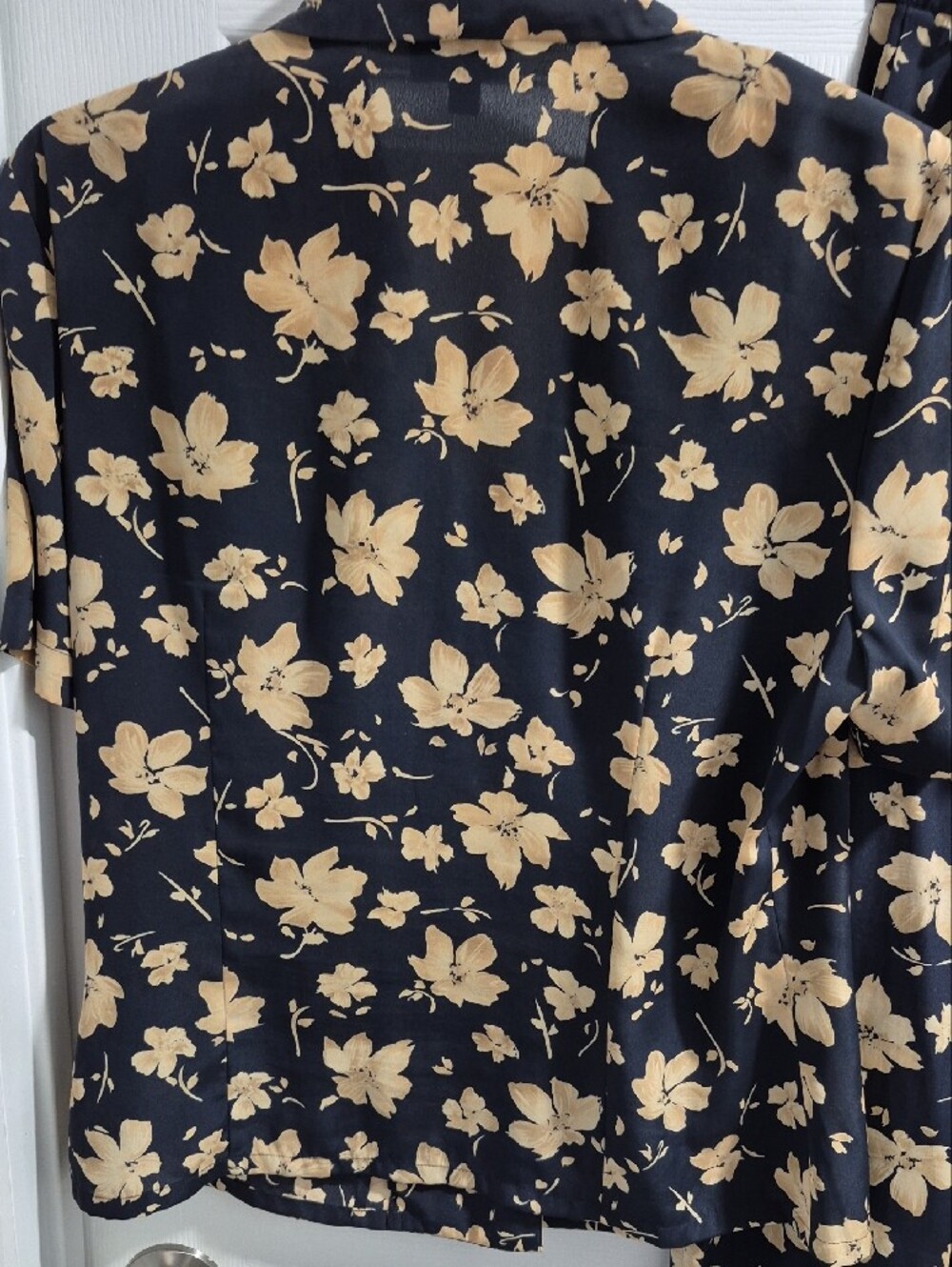 Kasper Black and Beige Floral Two-Piece Dress Set - Picture 5 of 8